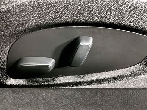 Used 2019 Chevrolet Camaro LT RWD image 29