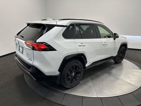 Used 2023 Toyota RAV4 SE w/ Convenience Package AWD/4WD image 7