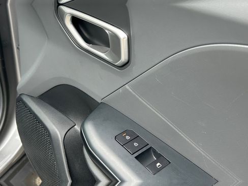 Used 2025 Kia K4 FWD image 26