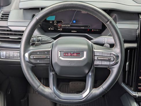 Used 2024 GMC Acadia AT4 w/ Luxury Package AWD/4WD image 26