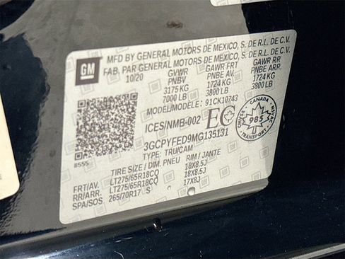 Used 2021 Chevrolet Silverado 1500 LT Trail Boss w/ Bed Protection Package image 32