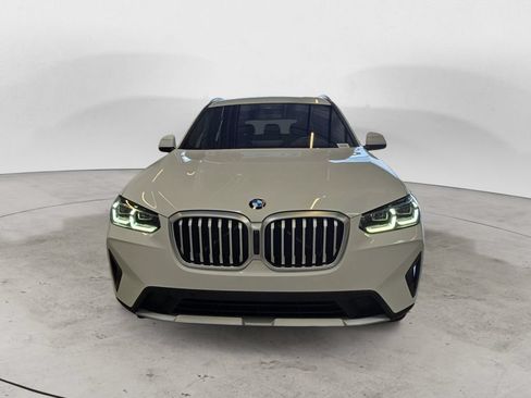 Used 2024 BMW X3 xDrive30i w/ Premium Package AWD/4WD image 3