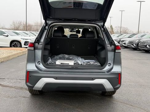 New 2026 Volkswagen Tiguan SE AWD/4WD image 3