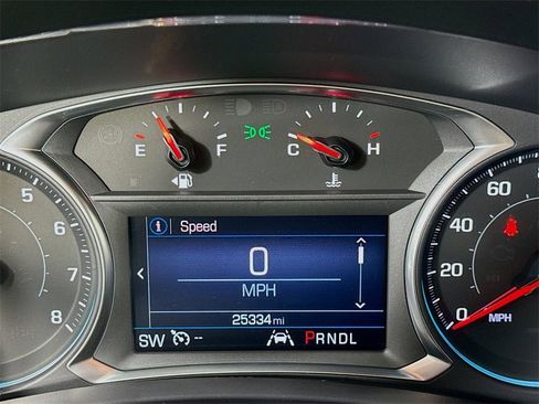 Used 2024 Chevrolet Equinox LT image 6