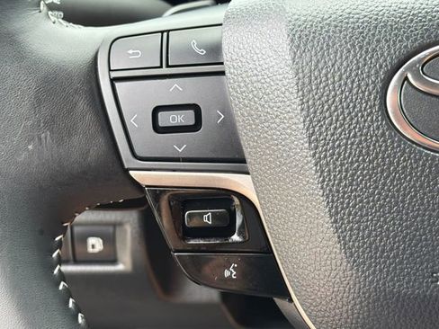 Used 2026 Toyota Camry SE w/ Convenience Package FWD image 30