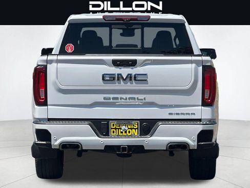 Used 2022 GMC Sierra 1500 Denali Ultimate AWD/4WD image 5