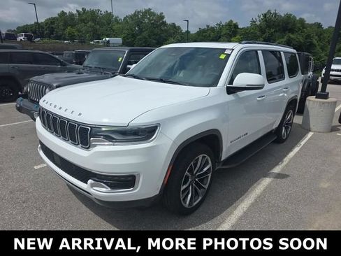 Used 2022 Jeep Wagoneer Series II w/ Premium Group I AWD/4WD image 1