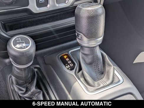 Used 2023 Jeep Wrangler Sport AWD/4WD image 7