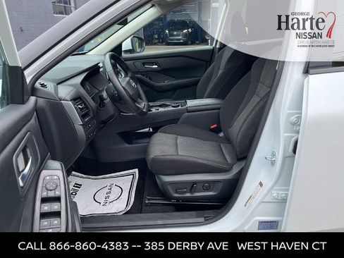 Certified 2025 Nissan Rogue SV AWD/4WD image 22
