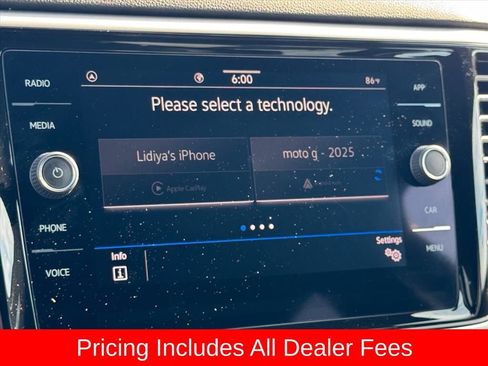 Used 2023 Volkswagen Atlas Cross Sport SE FWD image 24