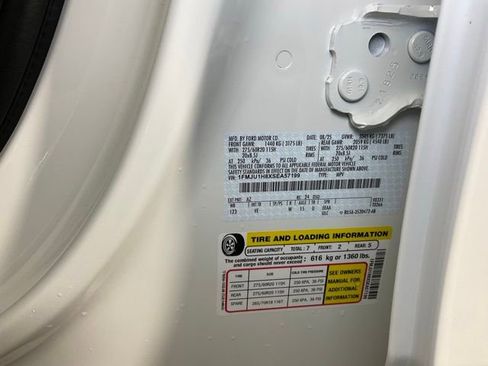 New 2025 Ford Expedition Active image 29