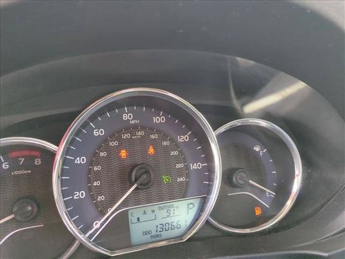 Used 2016 Toyota Corolla LE FWD image 12