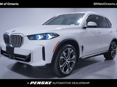 Used 2024 BMW X5 xDrive40i w/ Parking Assistance Package AWD/4WD image 1