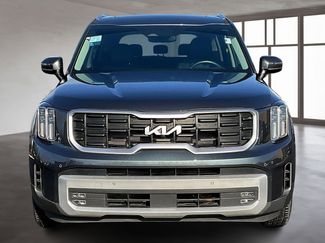 Used 2023 Kia Telluride SX video 2