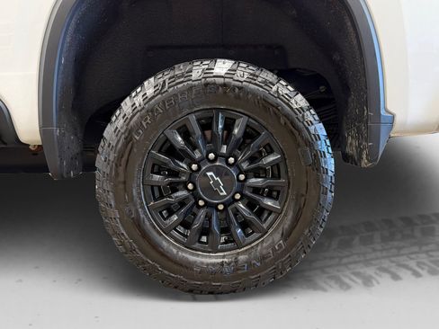 Used 2022 Chevrolet Silverado 3500 LTZ w/ LTZ Plus Package AWD/4WD image 57