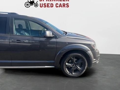 Used 2019 Dodge Journey Crossroad image 4