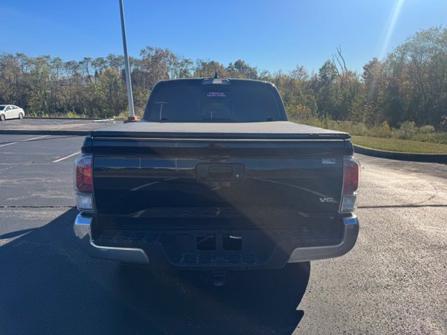 Certified 2023 Toyota Tacoma TRD Off-Road AWD/4WD image 4