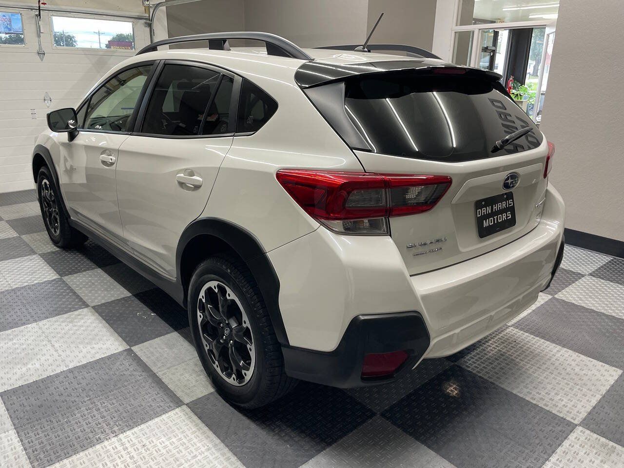 Used 2023 Subaru Crosstrek 2.0i AWD/4WD image 9