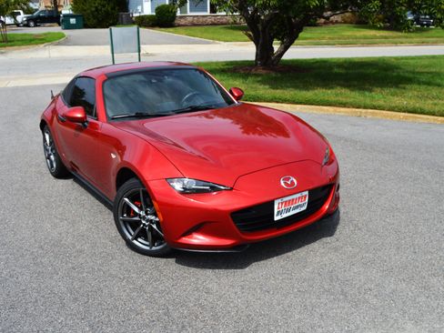 Used 2017 MAZDA MX-5 Miata RF Grand Touring image 17