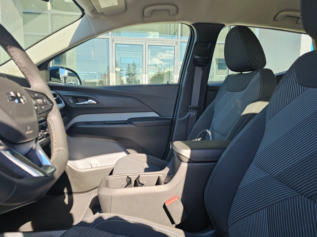 New 2027 Chevrolet Bolt LT w/ Comfort Package FWD image 24