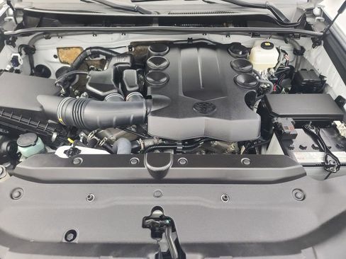 Used 2024 Toyota 4Runner SR5 Premium image 41