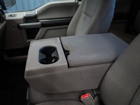 Used 2018 Ford F150 XLT w/ Equipment Group 302A Luxury AWD/4WD image 38