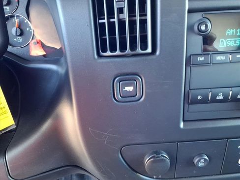 Used 2022 GMC Savana 3500 Extended image 26