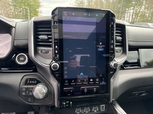New 2026 RAM 1500 Laramie AWD/4WD image 13