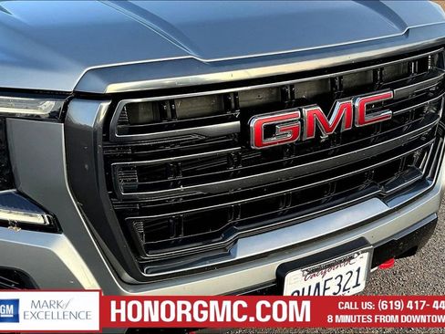 Used 2023 GMC Yukon XL AT4 w/ Technology Package image 31
