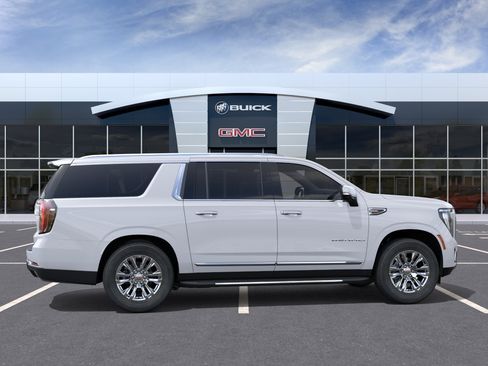 New 2026 GMC Yukon XL Denali AWD/4WD image 6
