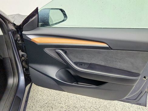Used 2023 Tesla Model 3 Standard Range image 30