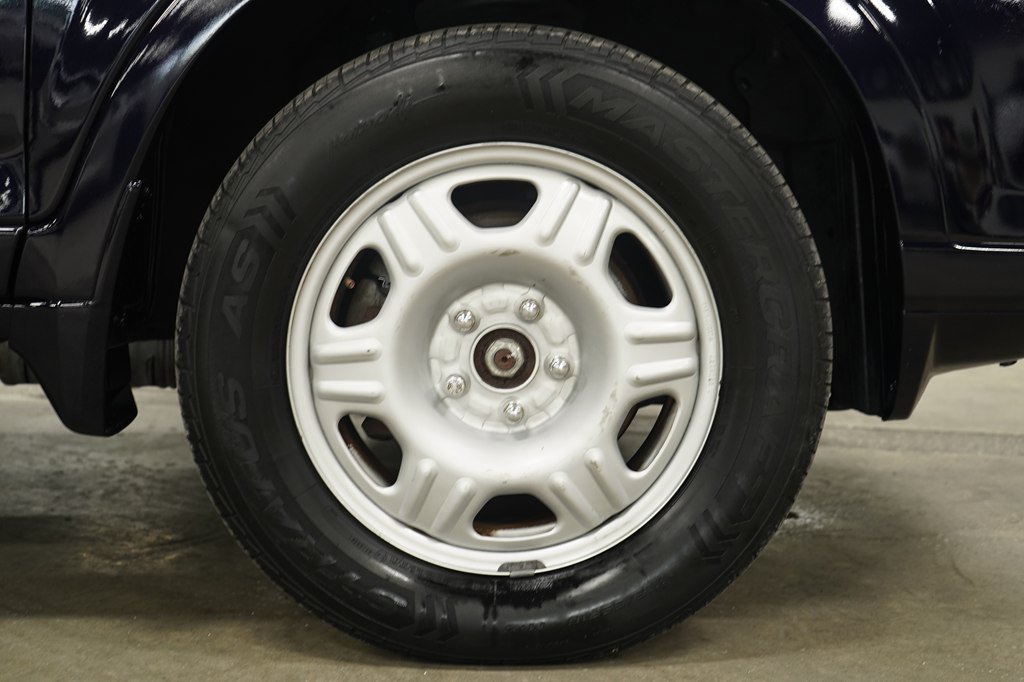 Used 2006 Honda CR-V LX image 32
