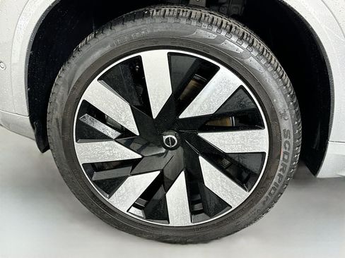 Used 2023 Volvo XC90 T8 Ultimate AWD/4WD image 34