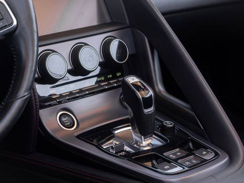 Used 2021 Jaguar F-TYPE Convertible image 29