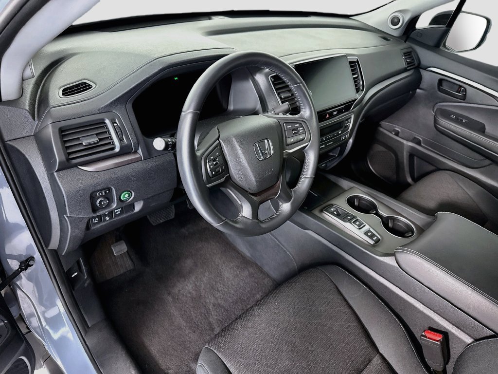 Certified 2025 Honda Ridgeline Sport+ image 9