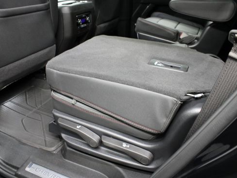 Used 2025 Chevrolet Tahoe RST image 64