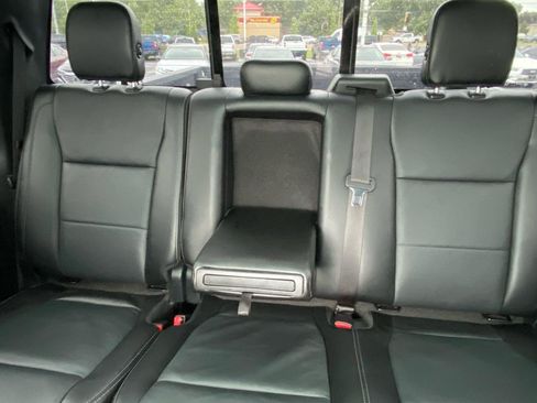 Used 2017 Ford F150 Lariat w/ Equipment Group 502A Luxury AWD/4WD image 60