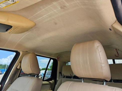 Used 2010 Ford Explorer Sport Trac XLT RWD image 9