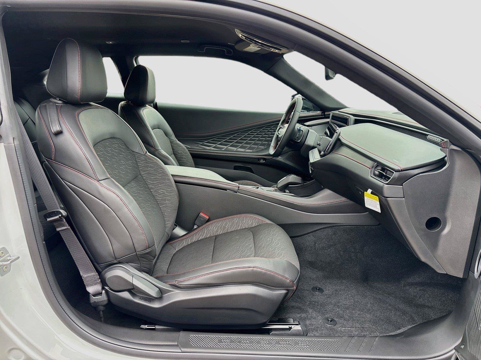 New 2027 Dodge Charger R/T w/ Driver Convenience Group AWD/4WD image 27