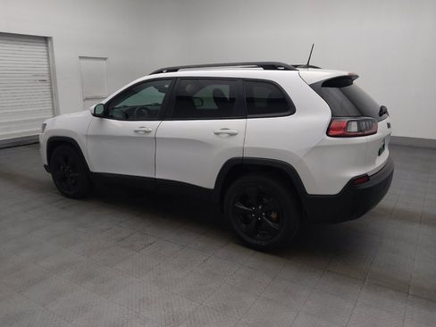 Used 2021 Jeep Cherokee Latitude FWD image 3
