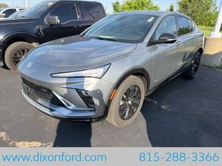 Used 2025 Buick Envista Sport Touring w/ Convenience I Package FWD 360° Tour