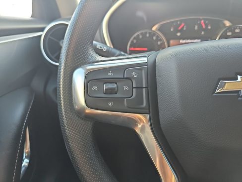 Used 2025 Chevrolet Blazer LT FWD image 16