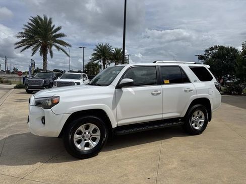 Used 2024 Toyota 4Runner SR5 image 4