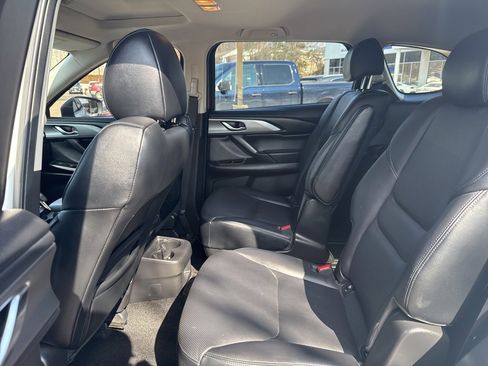 Used 2023 MAZDA CX-9 Touring image 24
