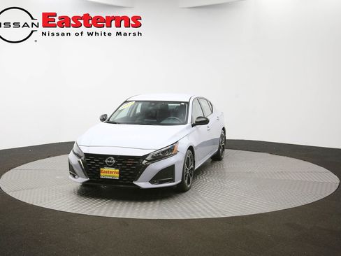 Used 2023 Nissan Altima 2.5 SR image 76