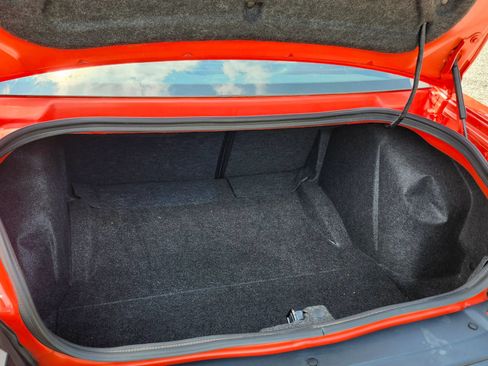 Used 2016 Dodge Challenger R/T Plus RWD image 16