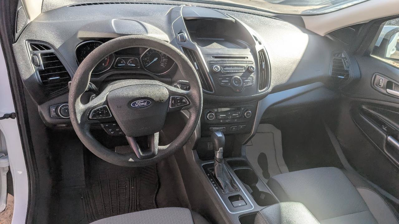 Used 2017 Ford Escape SE AWD/4WD image 11