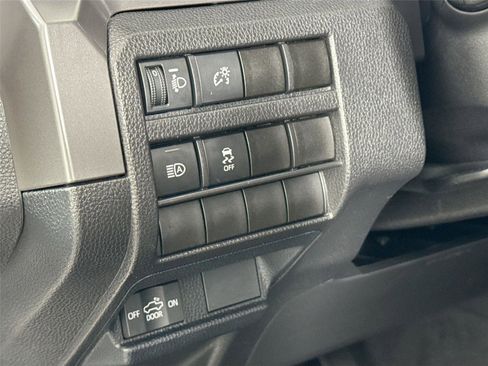 Certified 2025 Toyota Tacoma SR5 image 15