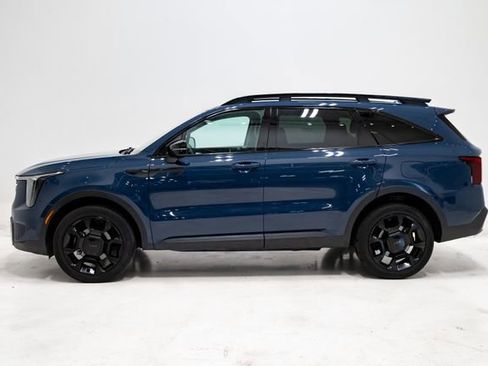 Certified 2025 Kia Sorento X-Line EX image 26