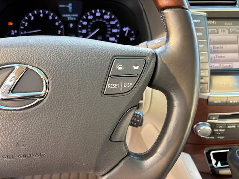 Used 2012 Lexus LS 460 AWD image 18
